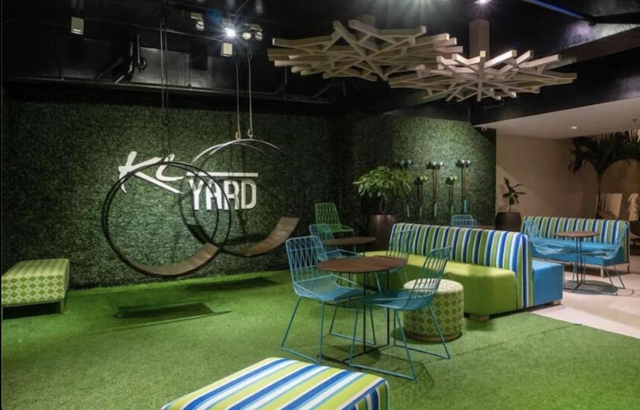 Cozy Place With City View At Greenbelt Makati 마닐라 외부 사진